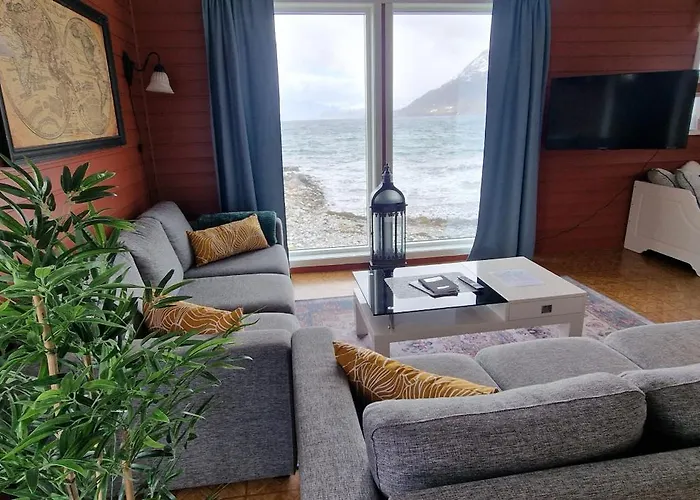 Arctic Fjordcamp